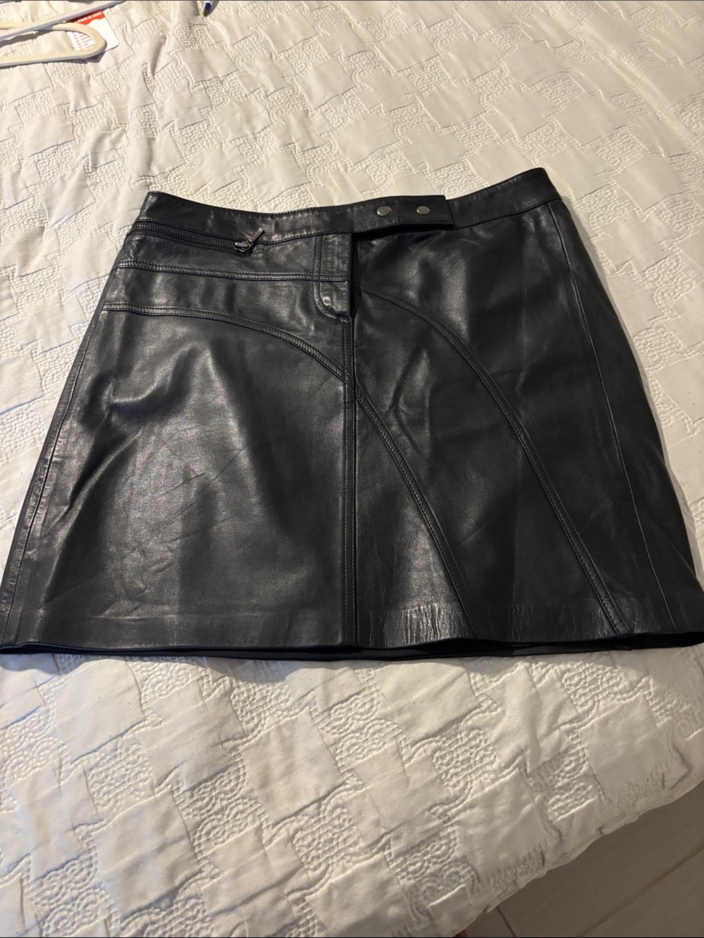 Cache Black Genuine Lamb Leather Mini Skirt with Curved Panel Stitching Zipper